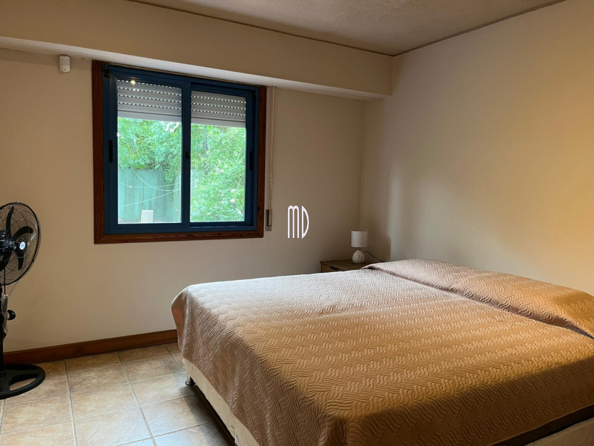 Casa ID.9172 - Casa en venta de 5 dormitorios en Mansa REF:9172