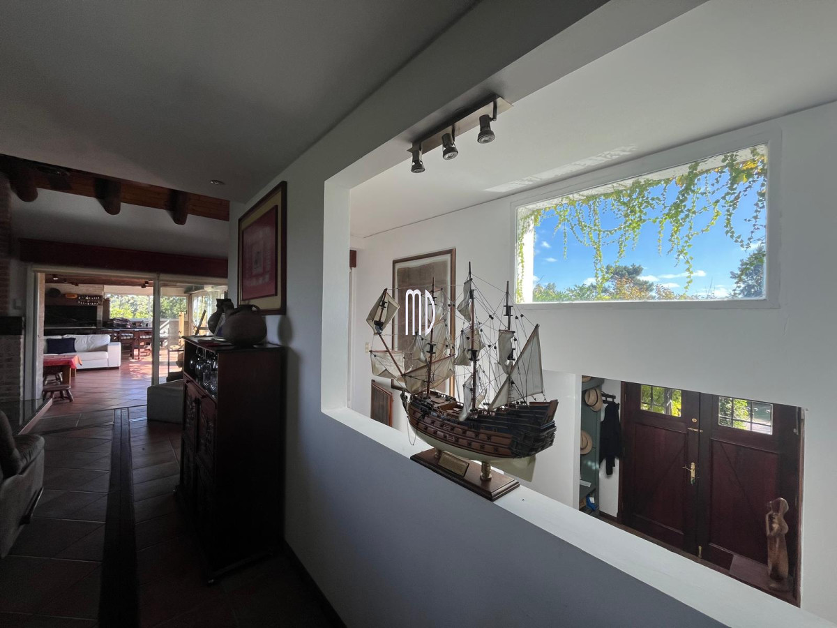 Casa ID.8192 - Exclusiva Casa en Venta en Punta Ballena con Vista Panorámica al Mar Ref. 8192
