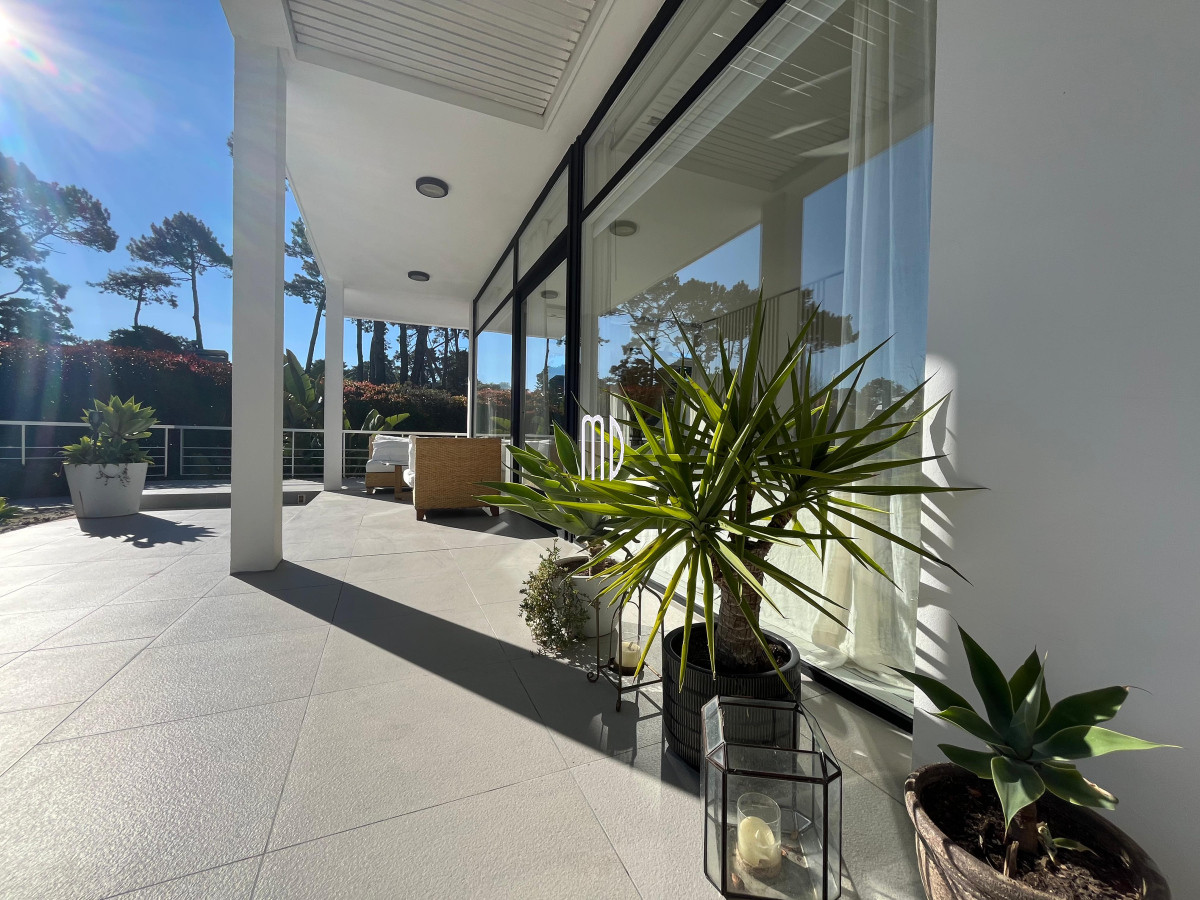 Casa ID.8319 - Espectacular casa en venta- Confort, amplitud y ubicación privilegiada