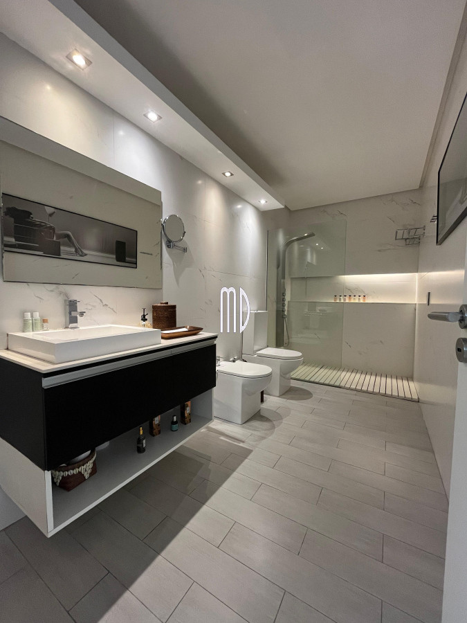 Casa ID.8319 - Espectacular casa en venta- Confort, amplitud y ubicación privilegiada