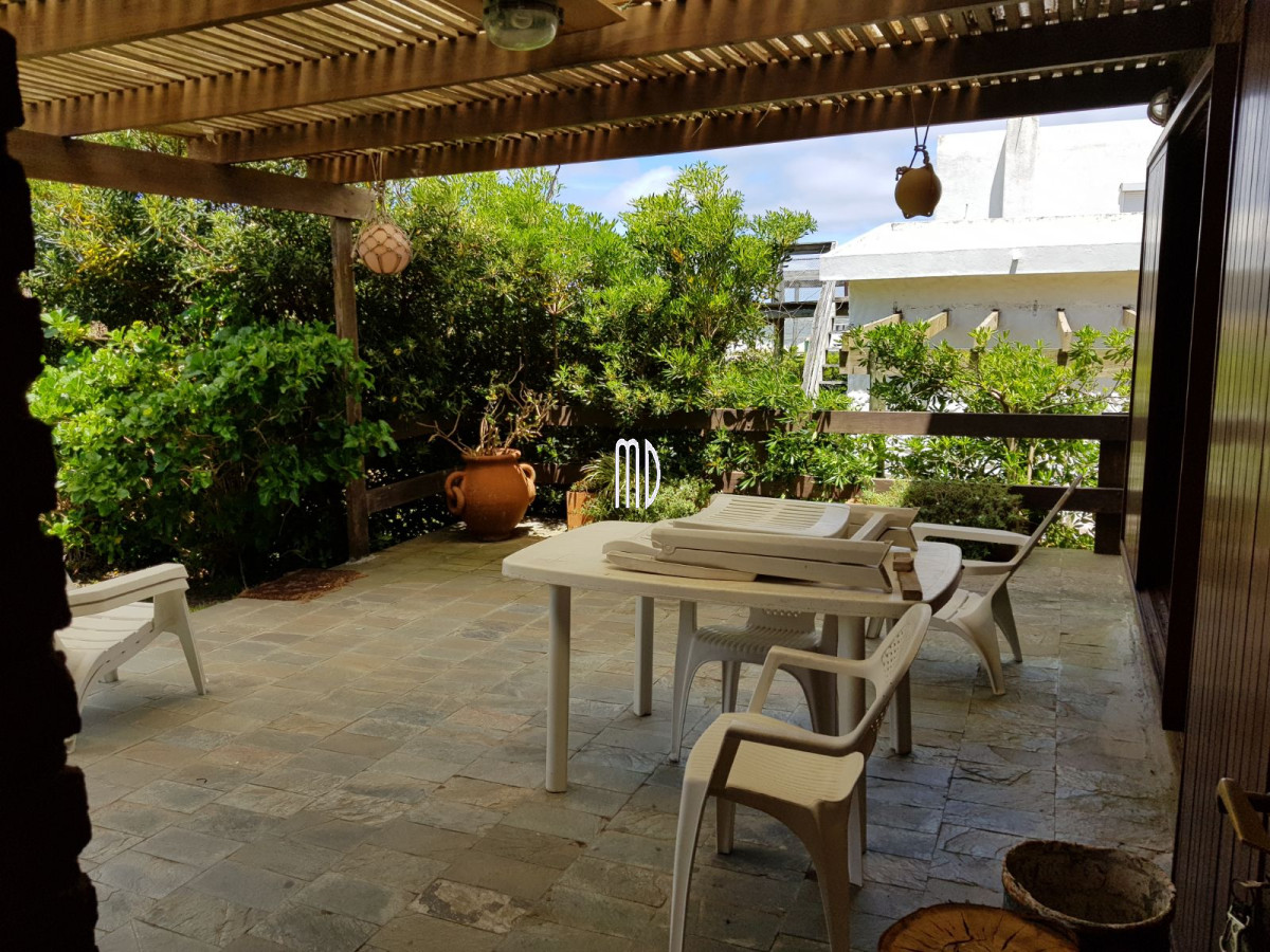Casa ID.5802 - Preciosa casa a metros de la playa. REF(5802) 