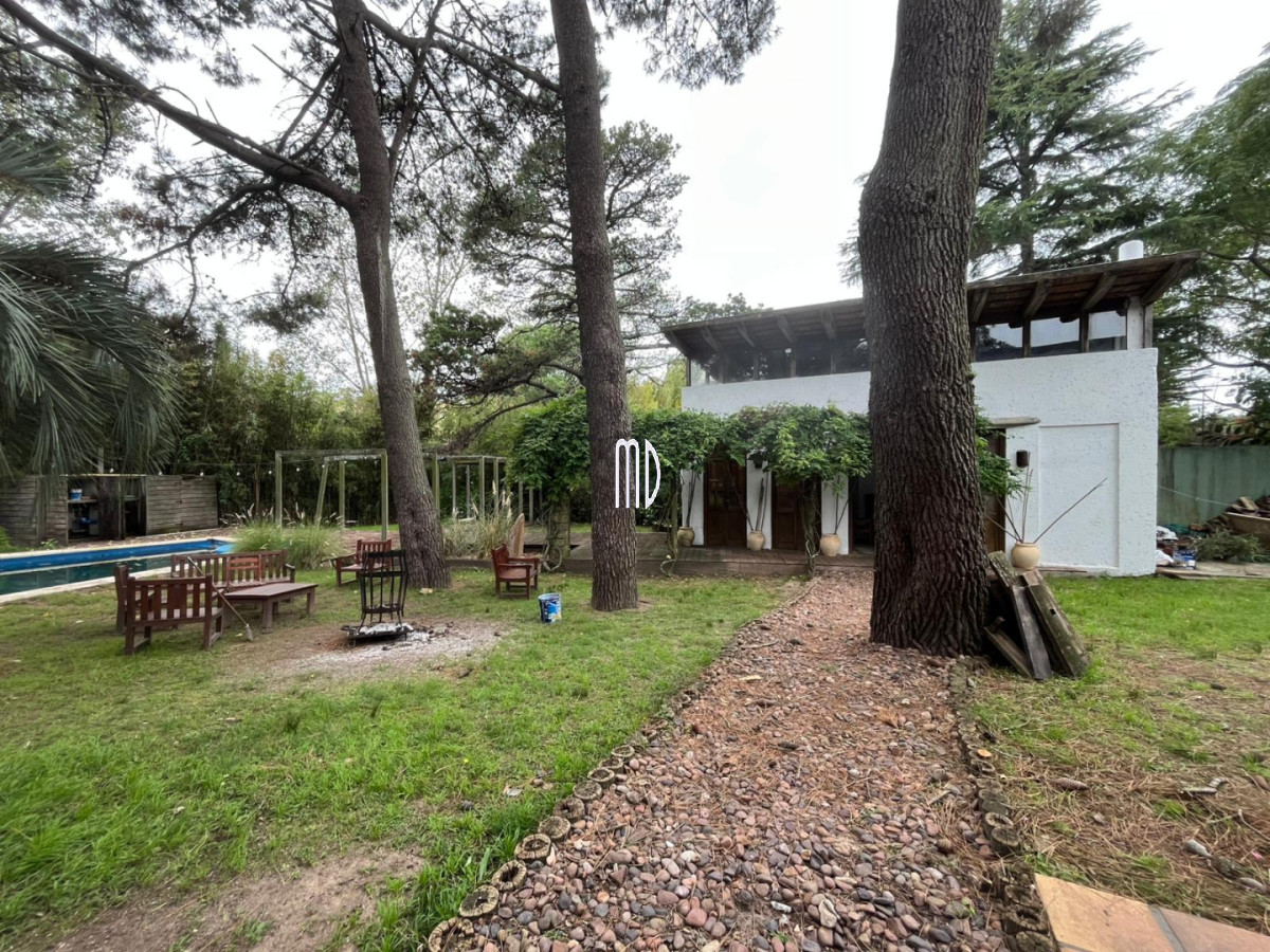 Casa ID.9172 - Casa en venta de 5 dormitorios en Mansa REF:9172