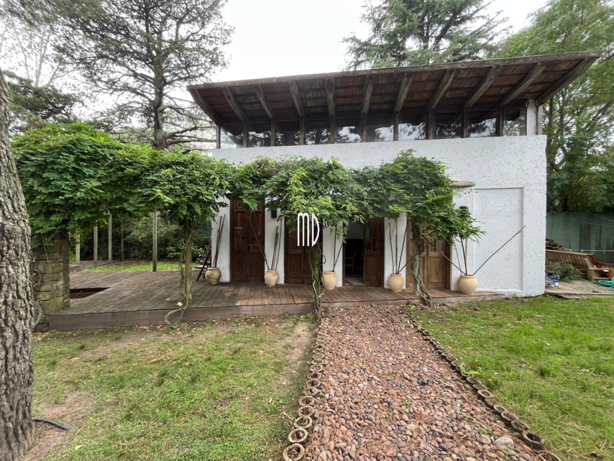 Casa ID.9172 - Casa en venta de 5 dormitorios en Mansa REF:9172