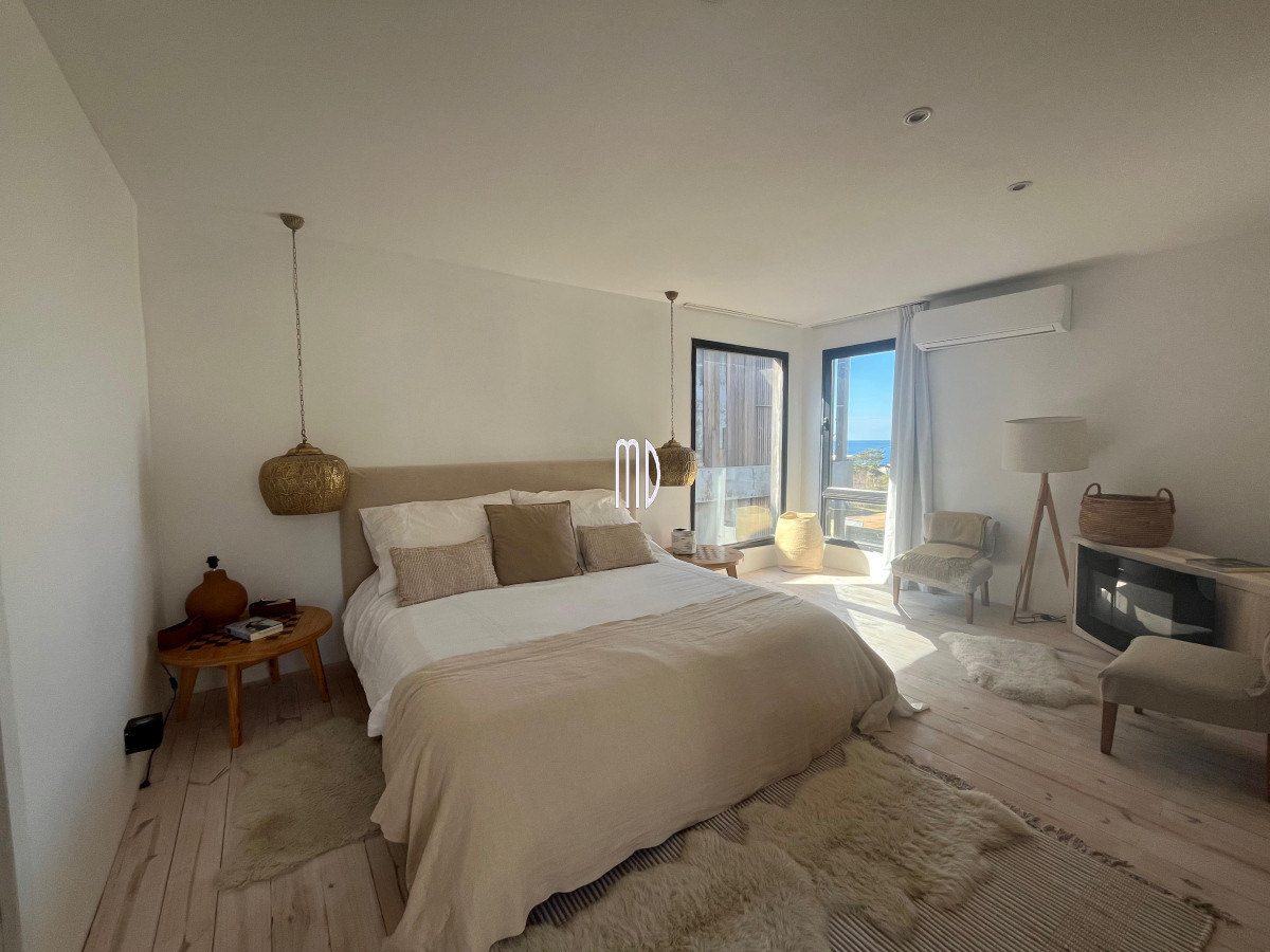 Casa ID.8289 - Perfecta casa frente al mar. Ref (8289)