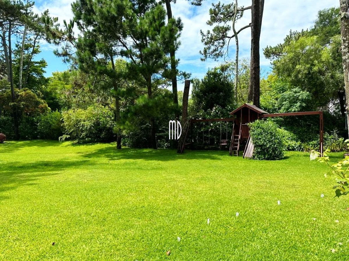 Casa ID.7836 - Espectacular casa en parada 20 de la Brava 