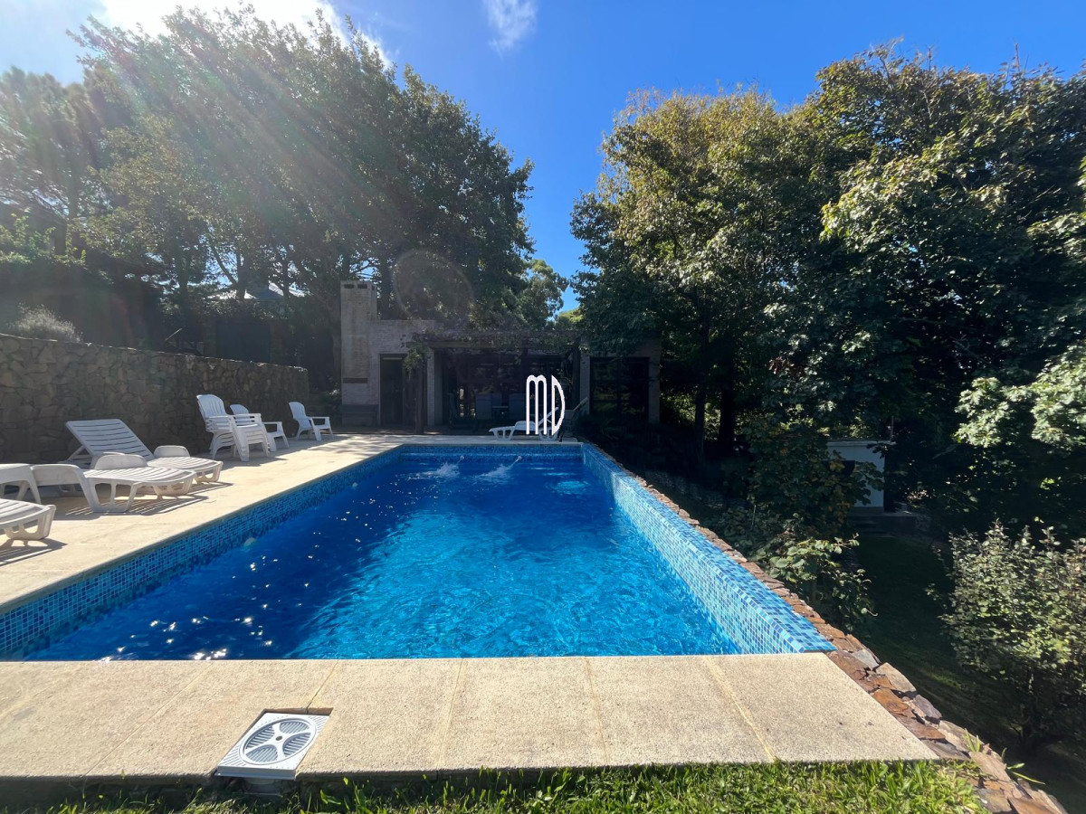 Casa ID.8192 - Exclusiva Casa en Venta en Punta Ballena con Vista Panorámica al Mar Ref. 8192