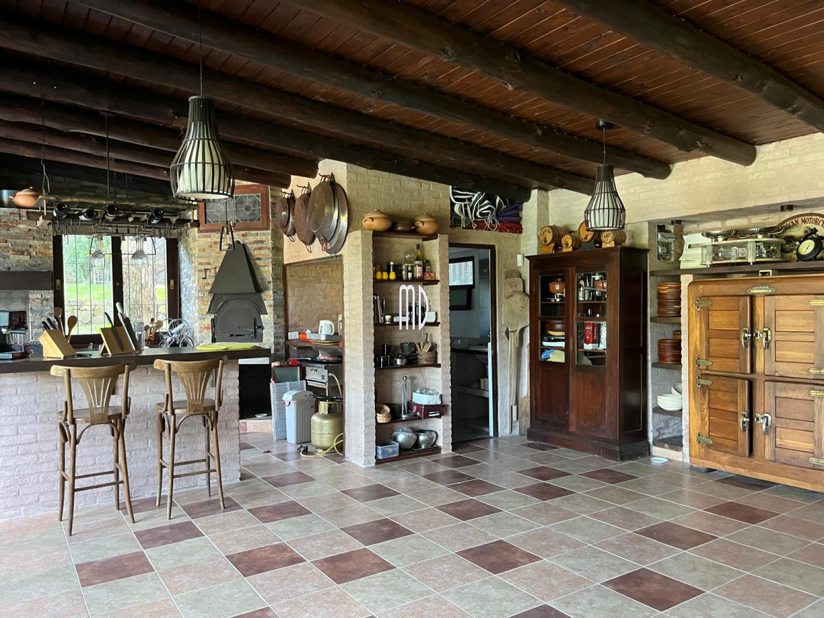 Casa ID.8192 - Exclusiva Casa en Venta en Punta Ballena con Vista Panorámica al Mar Ref. 8192