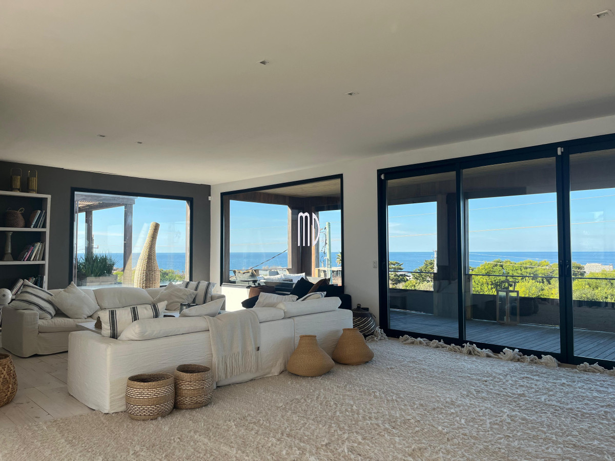 Casa ID.8289 - Perfecta casa frente al mar. Ref (8289)
