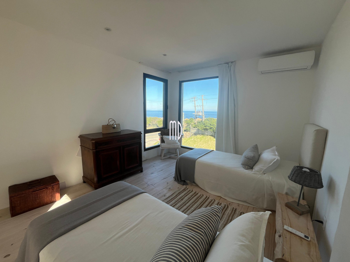 Casa ID.8289 - Perfecta casa frente al mar. Ref (8289)