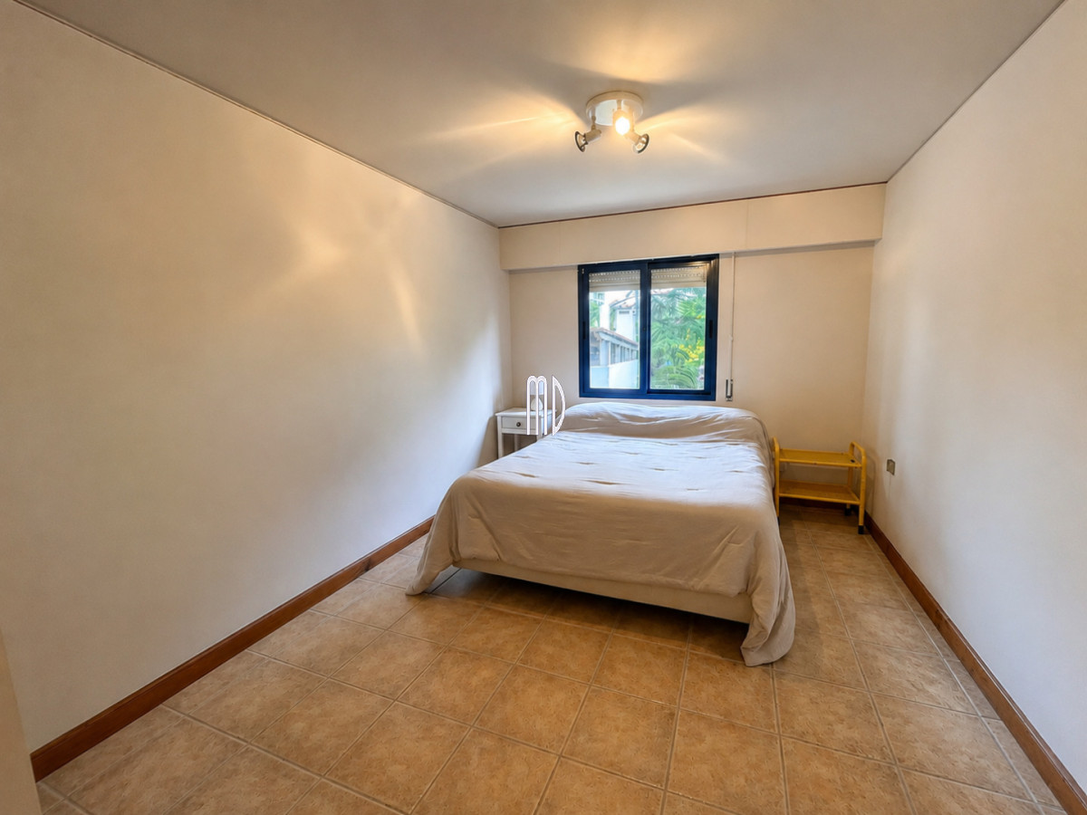 Casa ID.9172 - Casa en venta de 5 dormitorios en Mansa REF:9172