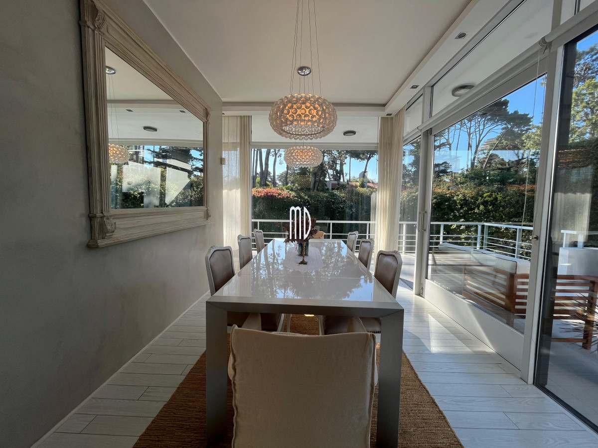 Casa ID.8319 - Espectacular casa en venta- Confort, amplitud y ubicación privilegiada