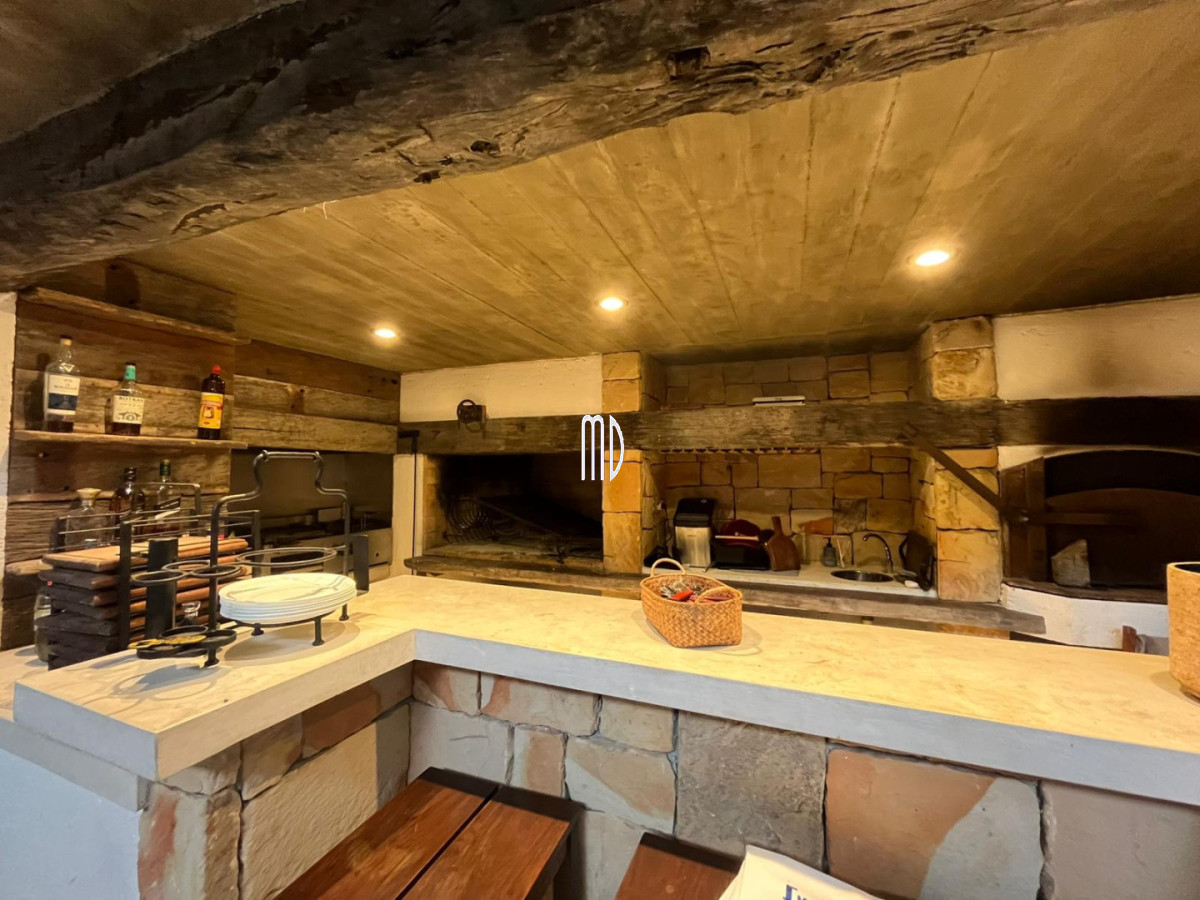 Casa ID.9172 - Casa en venta de 5 dormitorios en Mansa REF:9172