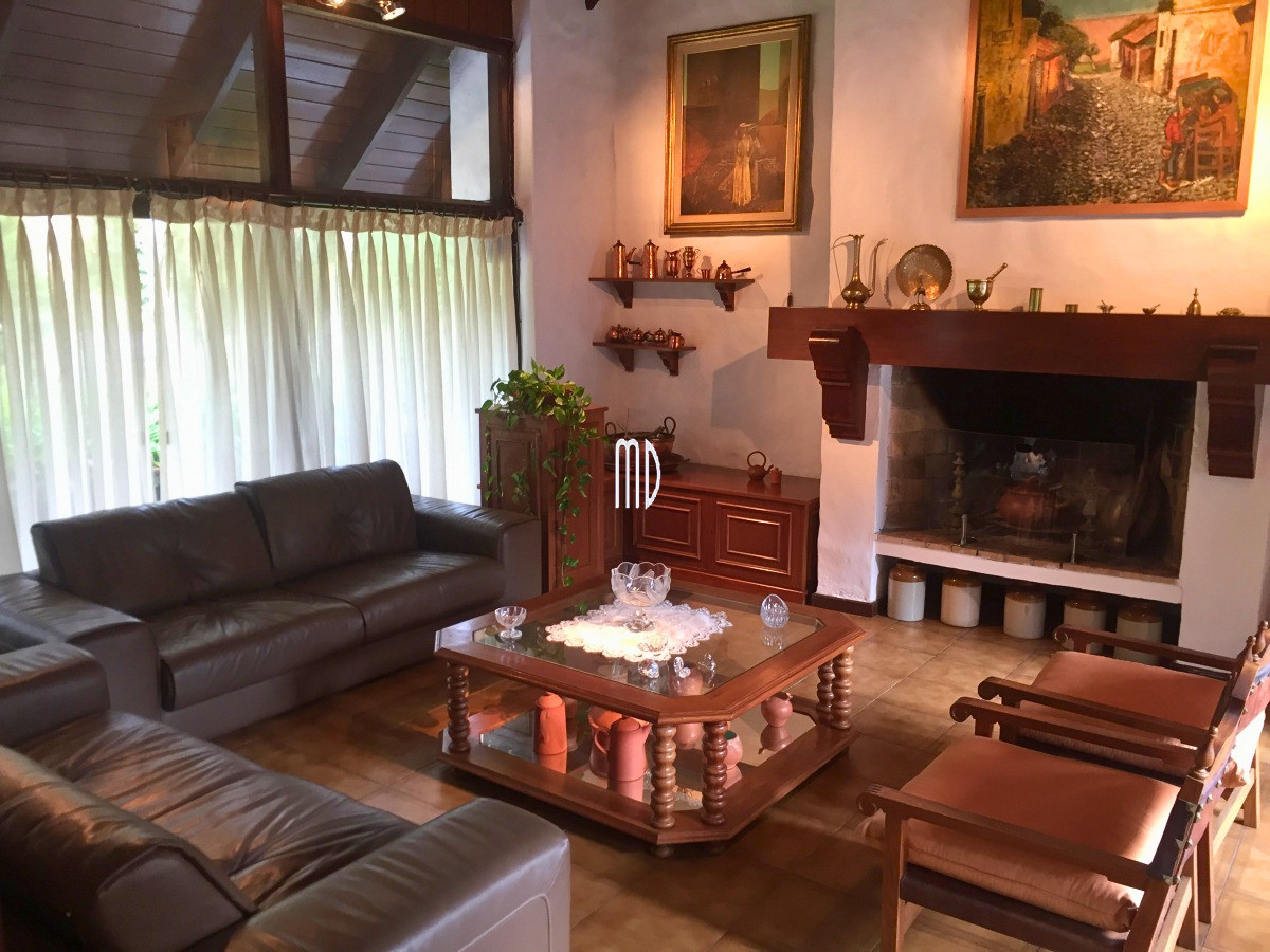Casa ID.6134 - Espectacular propiedad en Playa Mansa a metros del Mar