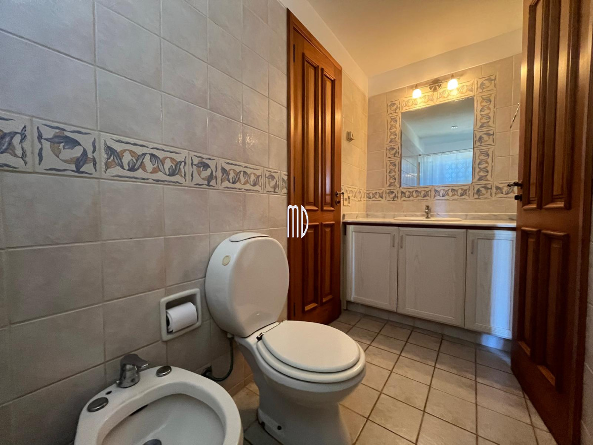 Casa ID.8190 - Espectacular Casa en Venta – Ubicación Exclusiva a Metros del Mar 