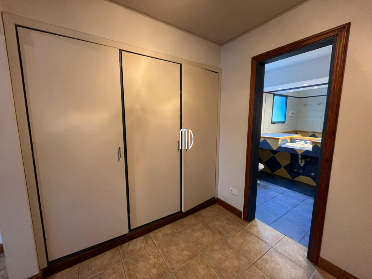 Casa ID.9172 - Casa en venta de 5 dormitorios en Mansa REF:9172