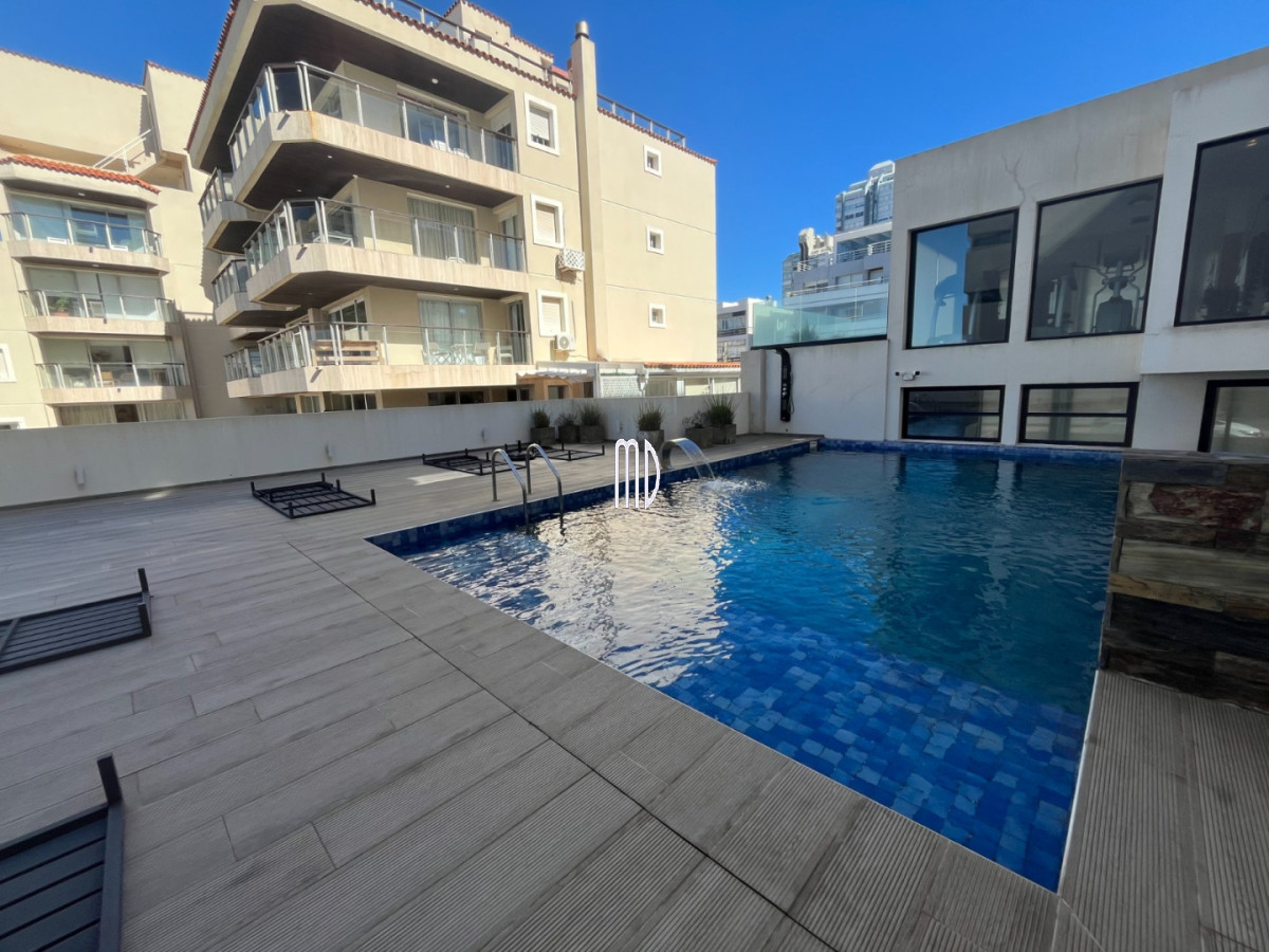 Apartamento ID.9150 - Penthouse frente al mar con terraza exclusiva, jacuzzi y vista única en Península 🌊