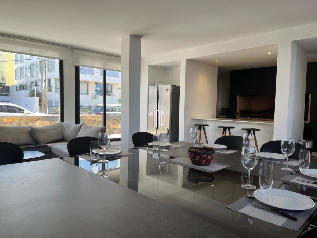 Apartamento ID.9150 - Penthouse frente al mar con terraza exclusiva, jacuzzi y vista única en Península 🌊