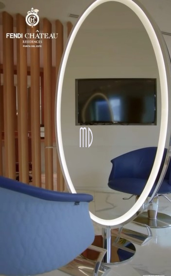 Apartamento ID.9097 - Apartamento de categoría en primera línea sobre Playa Mansa - Punta del Este REF.