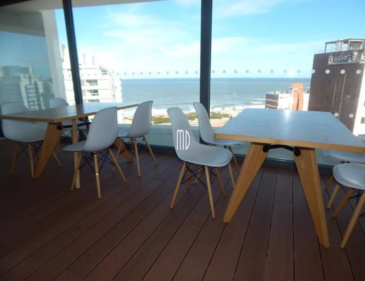 Apartamento ID.6611 - Imperdible apartamento con terraza con vista al mar