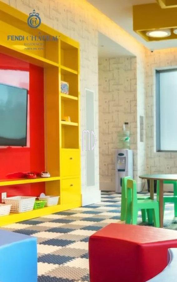 Apartamento ID.9097 - Apartamento de categoría en primera línea sobre Playa Mansa - Punta del Este REF.