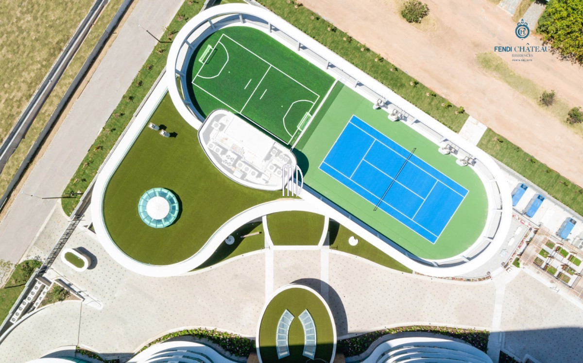 Apartamento ID.9097 - Apartamento de categoría en primera línea sobre Playa Mansa - Punta del Este REF.