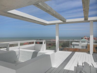 Apartamento en Manantiales, 3 dormitorios *