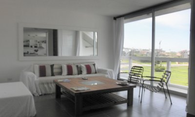 Apartamento en Manantiales, 3 dormitorios *