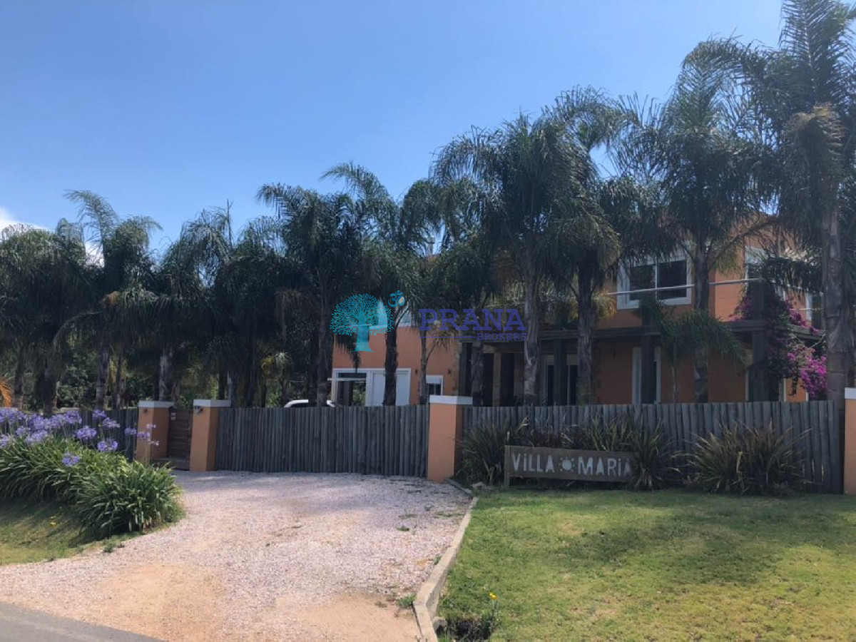 Excelente casa en El Tesoro - PRN921C