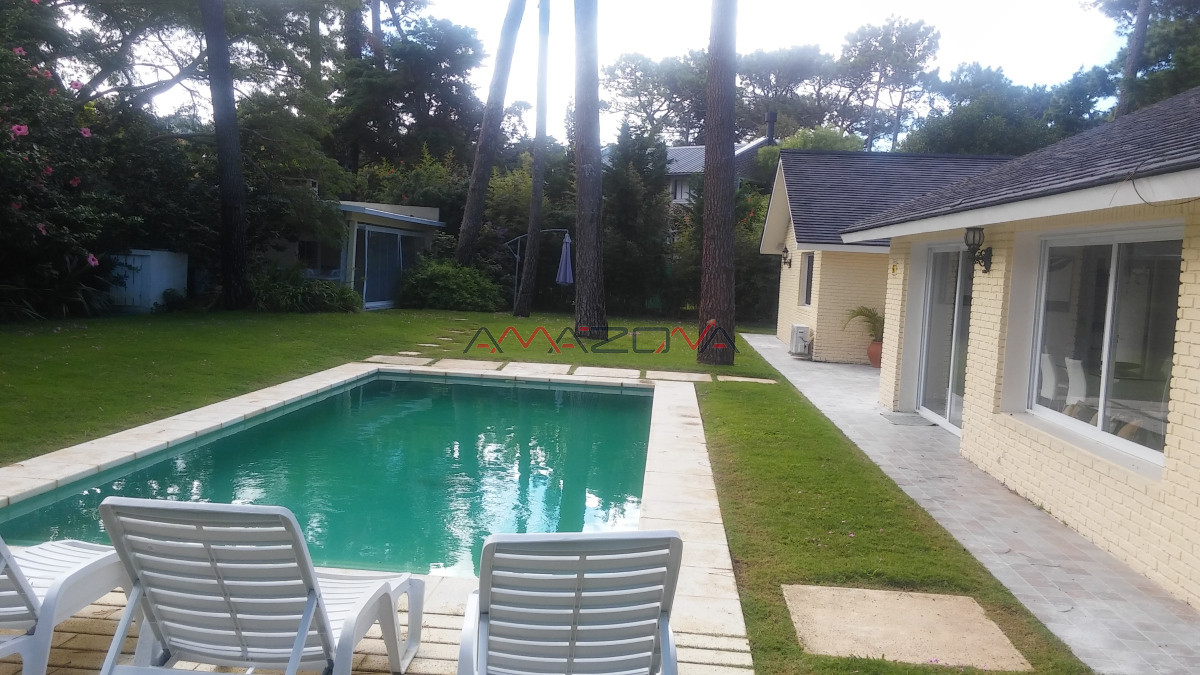 Casa ID.5003 - Casa en Mansa, 5 dormitorios 