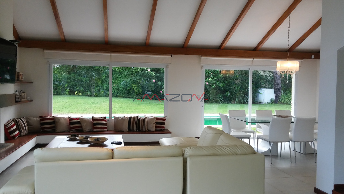 Casa ID.5003 - Casa en Mansa, 5 dormitorios 