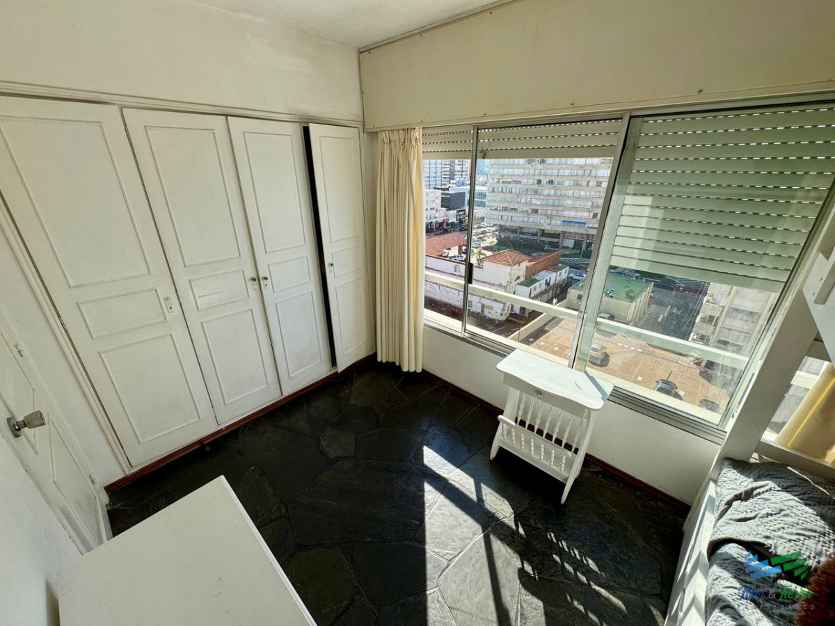 Apartamento ID.3894 - Vendo apartamento 2 dormitorios en Peninsula, Punta del Este