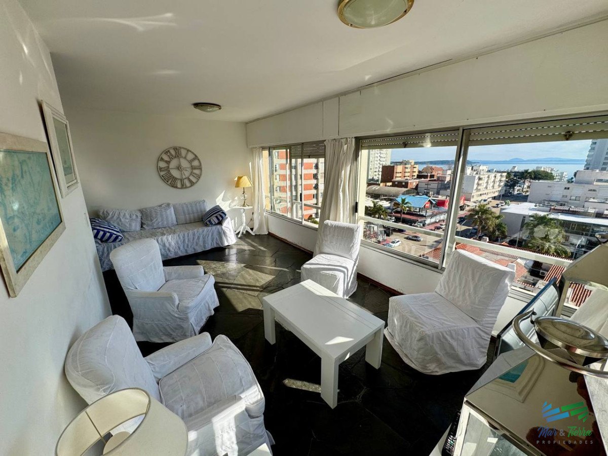 Apartamento ID.3894 - Vendo apartamento 2 dormitorios en Peninsula, Punta del Este
