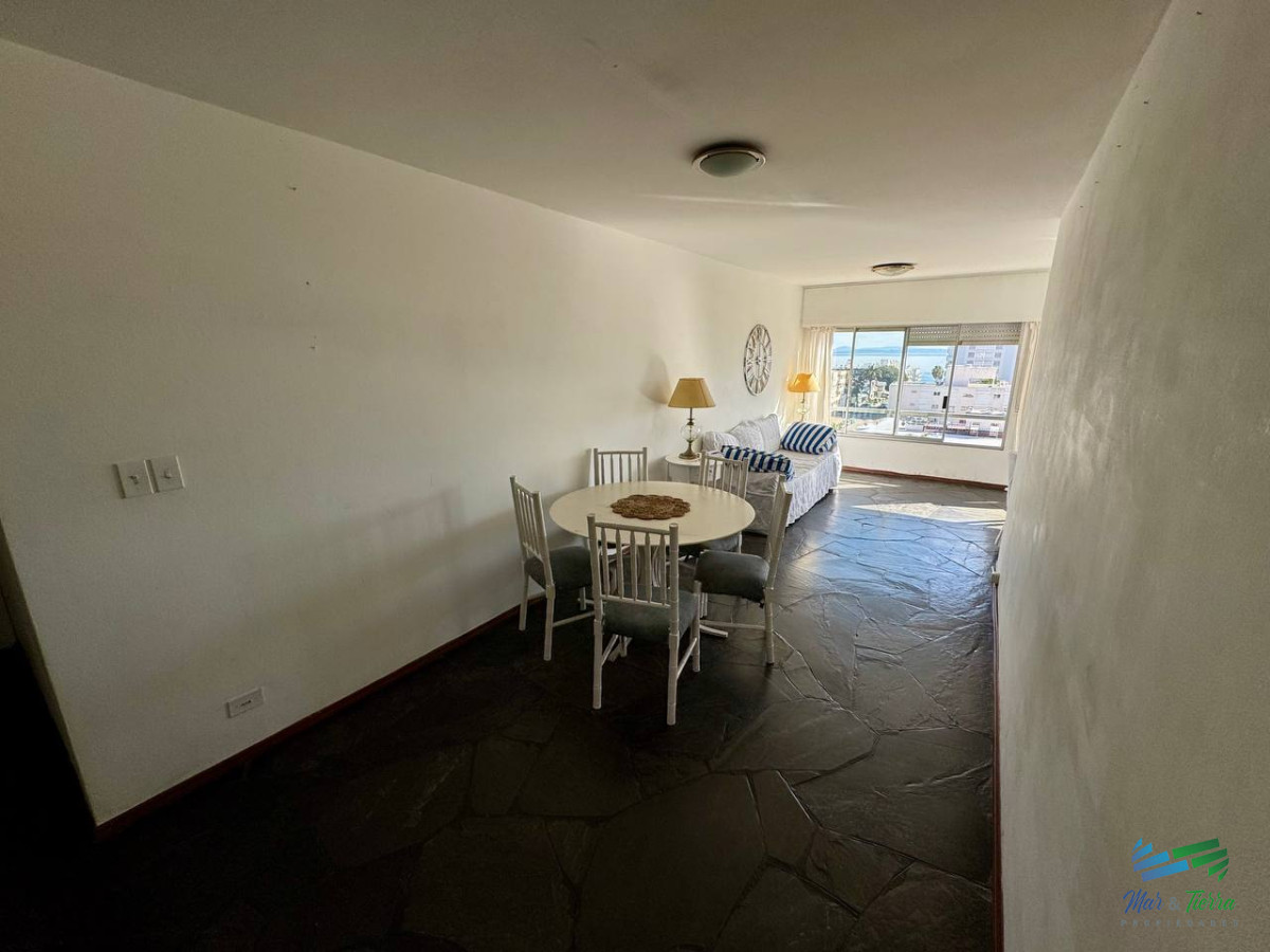 Apartamento ID.3894 - Vendo apartamento 2 dormitorios en Peninsula, Punta del Este