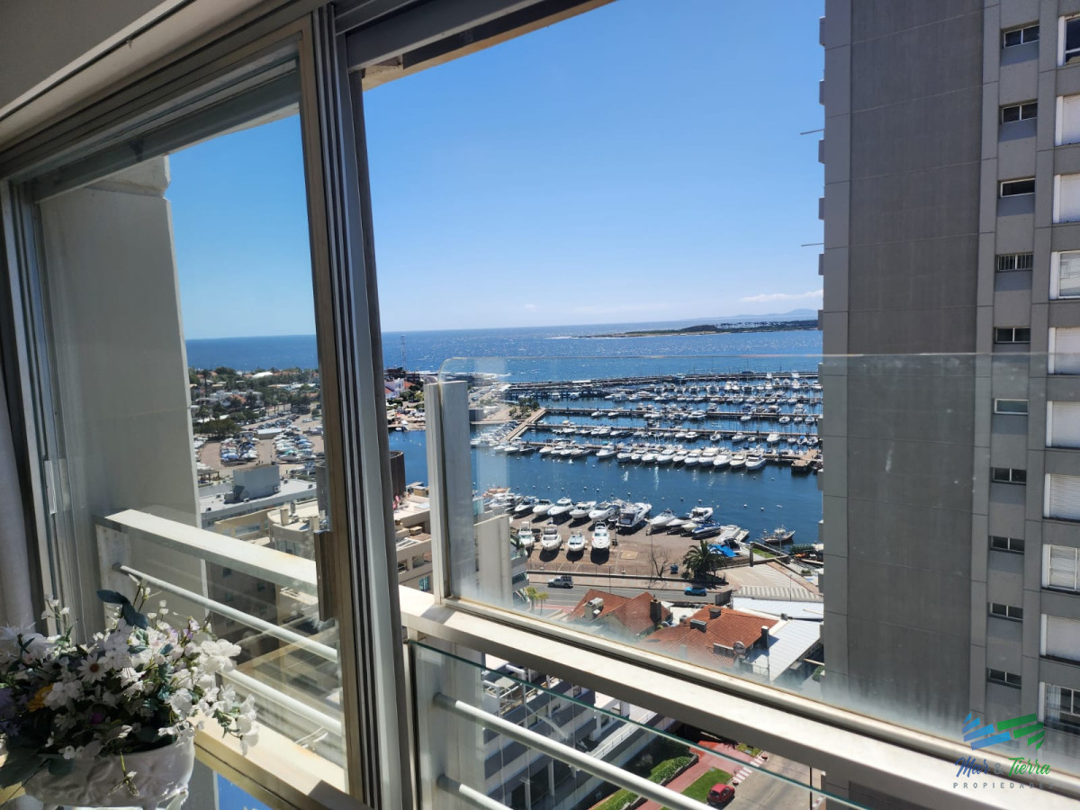 Apartamento ID.4507 - DEPARTAMENTO PENÍNSULA DE PUNTA DEL ESTE, 3 dormitorios 