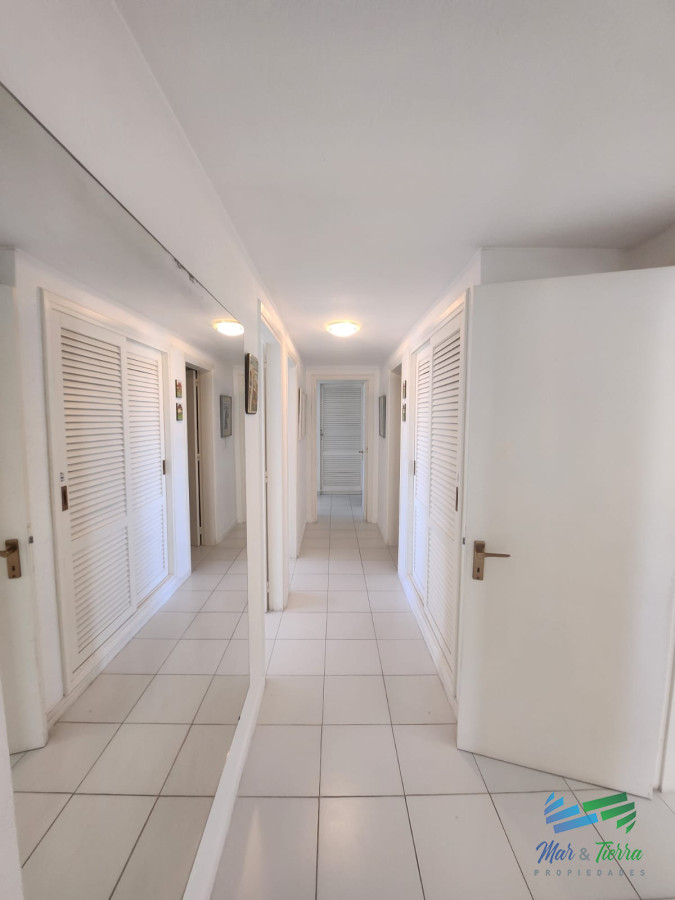 Apartamento ID.4507 - DEPARTAMENTO PENÍNSULA DE PUNTA DEL ESTE, 3 dormitorios 