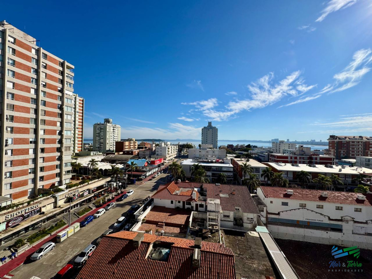 Apartamento ID.3894 - Vendo apartamento 2 dormitorios en Peninsula, Punta del Este