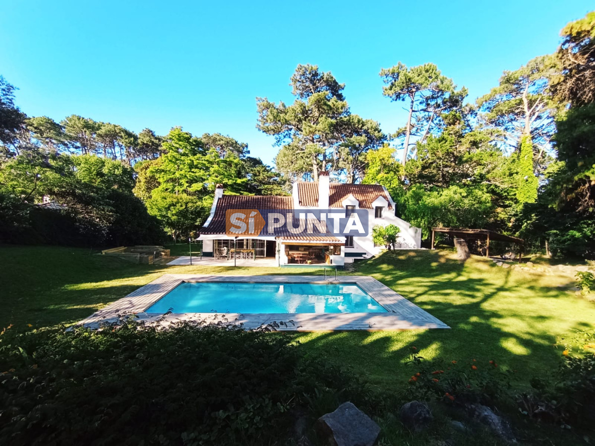 Casa en Mansa, 4 dormitorios  - SPT10273C
