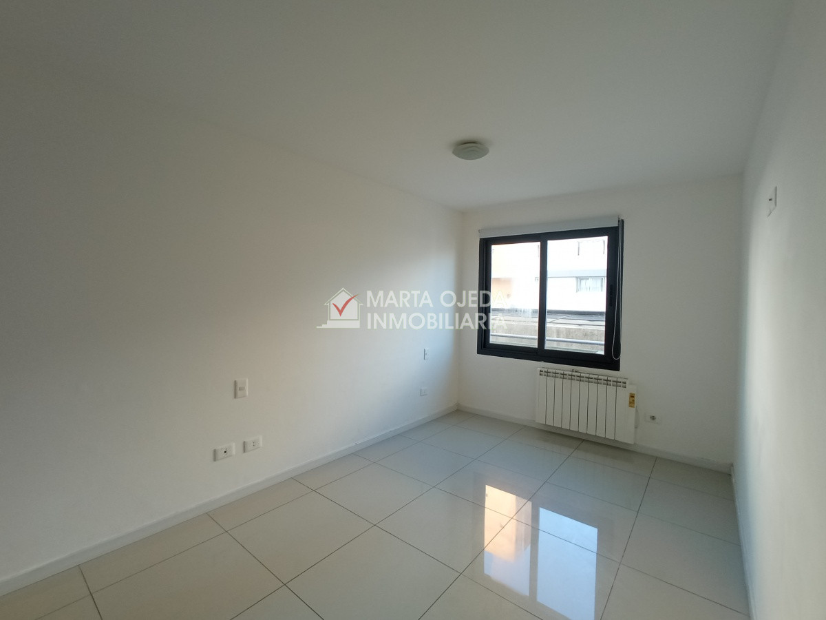 Apartamento ID.40809 - Apartamento en Maldonado, 3 dormitorios *