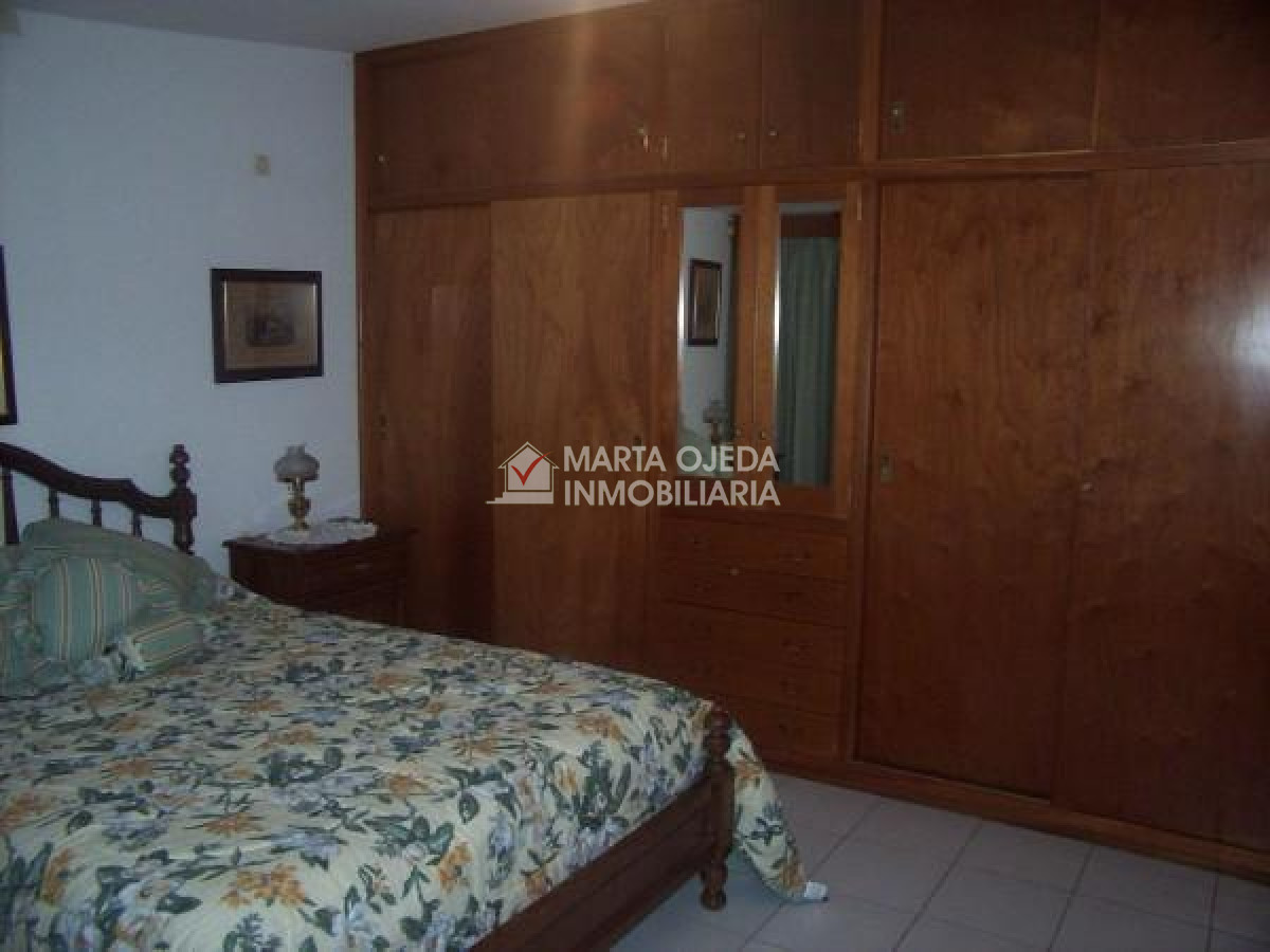 Casa ID.40751 - Casa de 4 dormitorios muy buena ubicacion