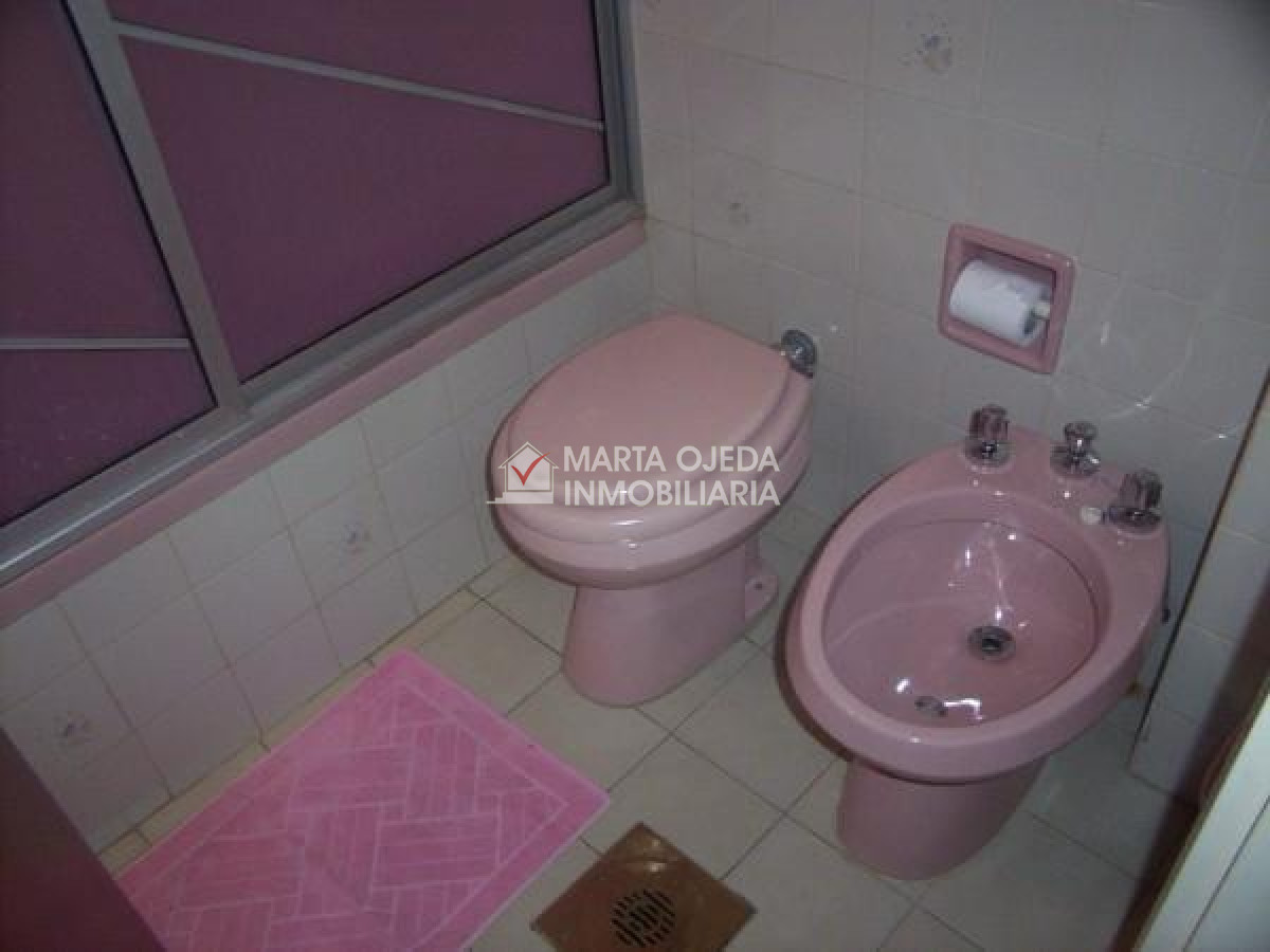 Casa ID.40751 - Casa de 4 dormitorios muy buena ubicacion