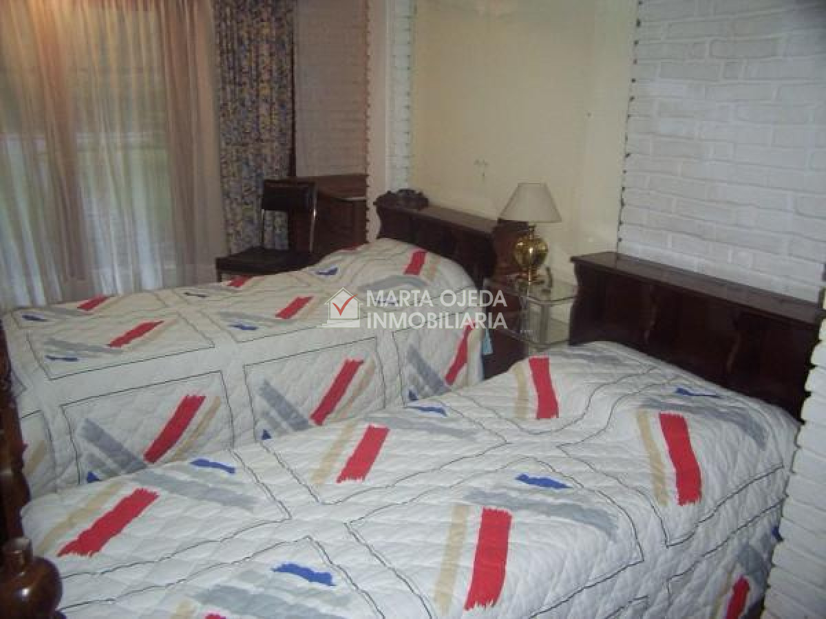 Casa ID.40751 - Casa de 4 dormitorios muy buena ubicacion