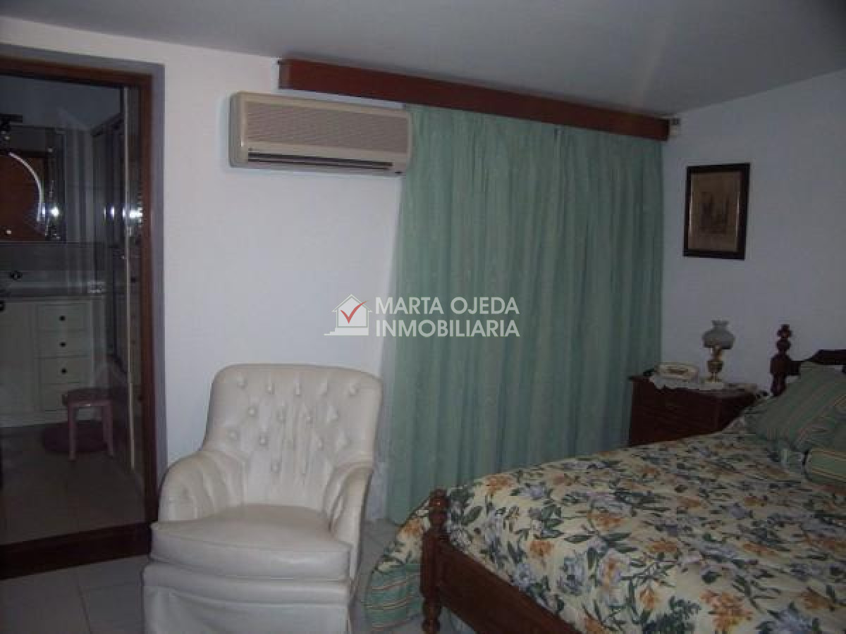 Casa ID.40751 - Casa de 4 dormitorios muy buena ubicacion