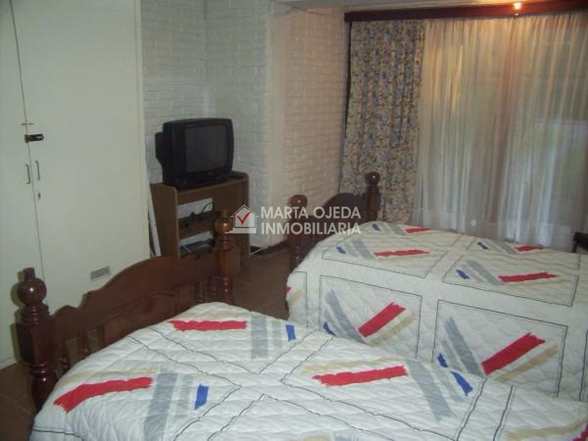 Casa ID.40751 - Casa de 4 dormitorios muy buena ubicacion