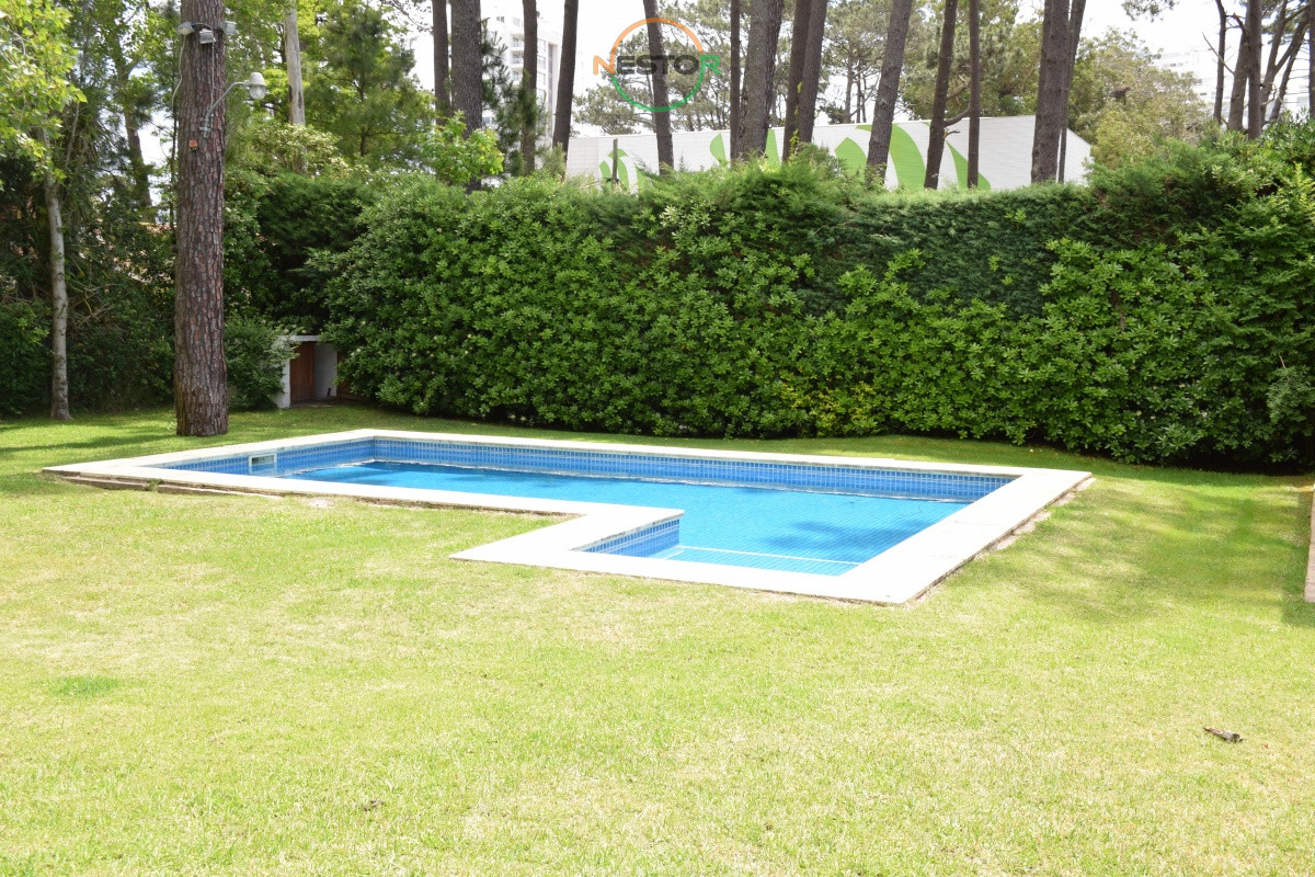 Casa ID.5162 - Casa en Roosevelt, 3 dormitorios *