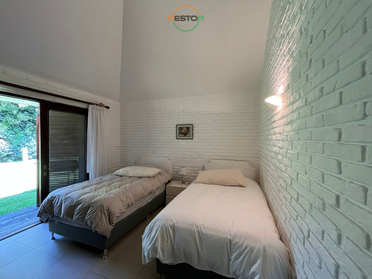 Casa ID.5162 - Casa en Roosevelt, 3 dormitorios *