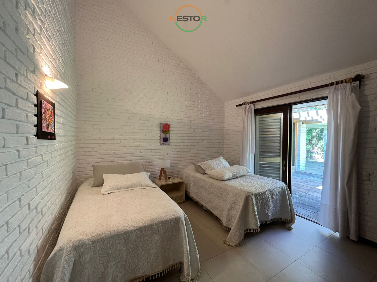 Casa ID.5162 - Casa en Roosevelt, 3 dormitorios *