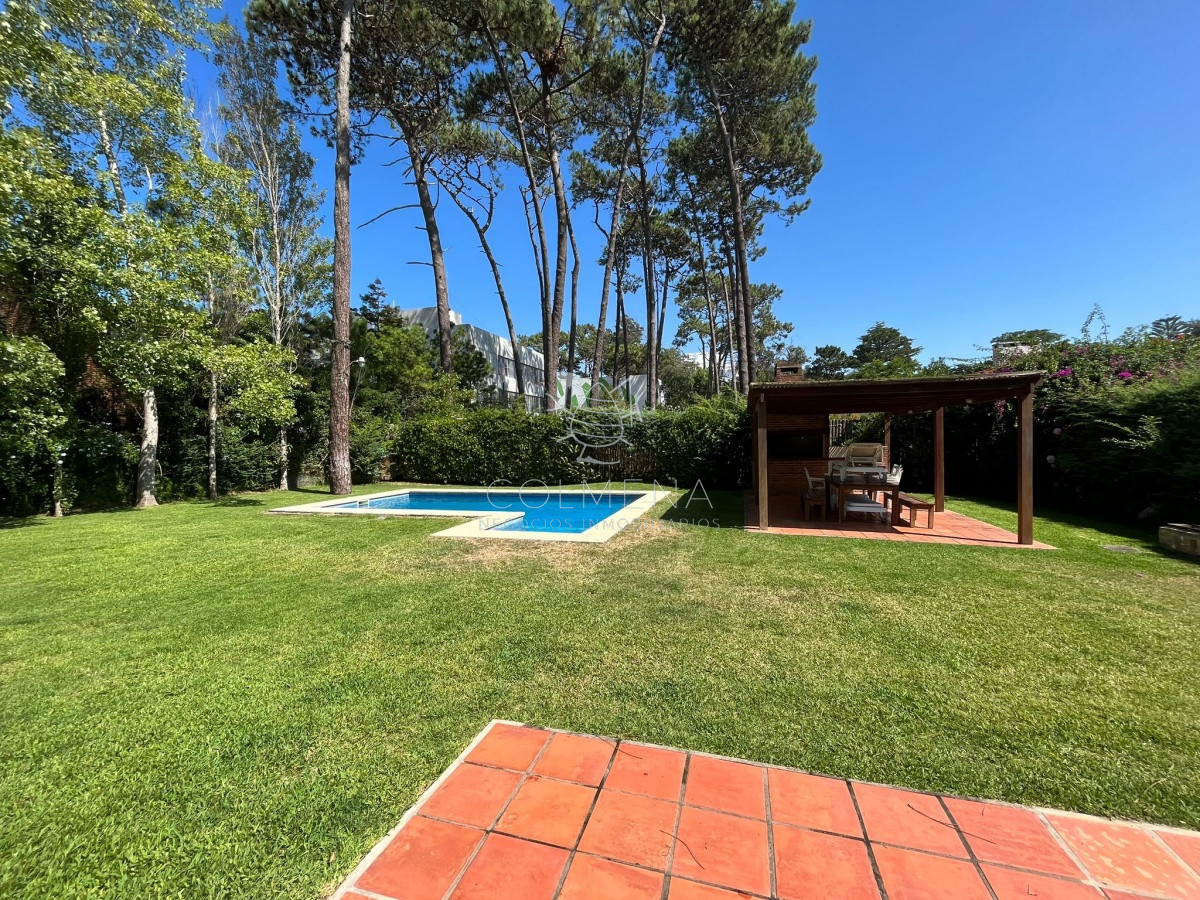 casa en roosevelt, 3 dormitorios  - col4236c