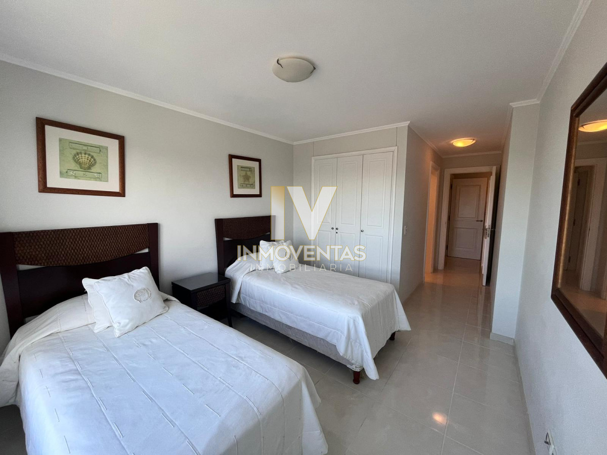 Apartamento ID.4211 - Apartamento en Mansa, 3 dormitorios 