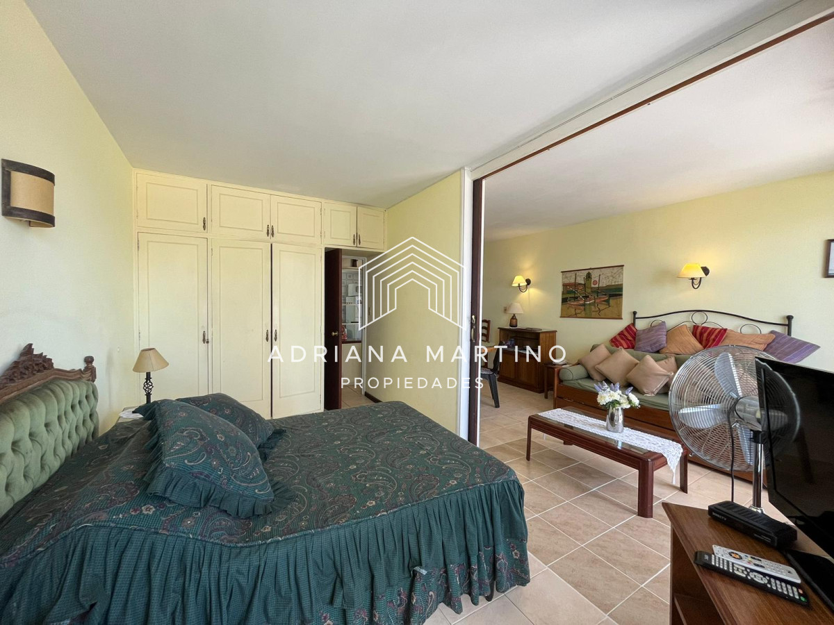 Apartamento ID.70392 - Apartamento de 1 dormitorio en alquiler 