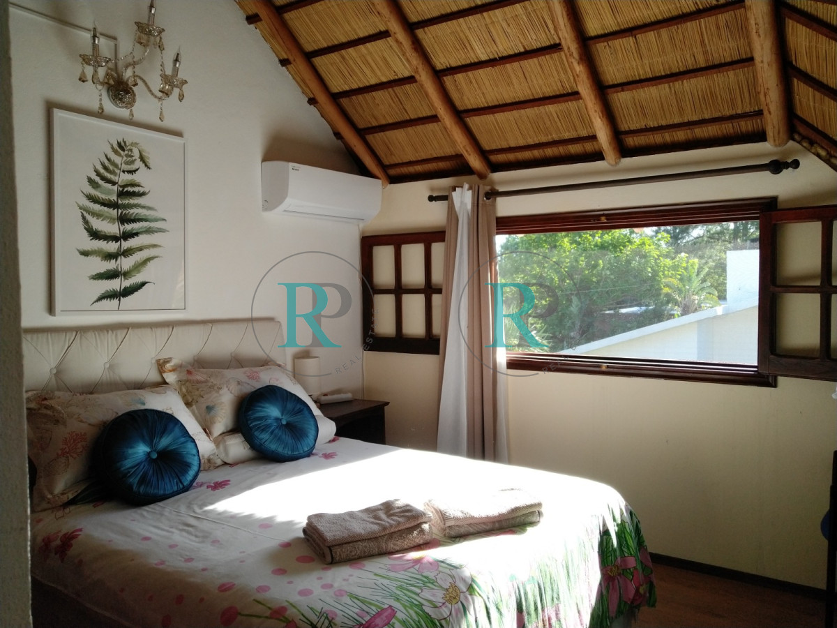 Casa ID.244 - Casa en venta PINARES